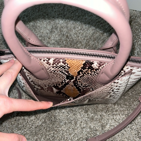 A New Day Small Mauve Snakeskin Crossbody Purse - Picture 5 of 9